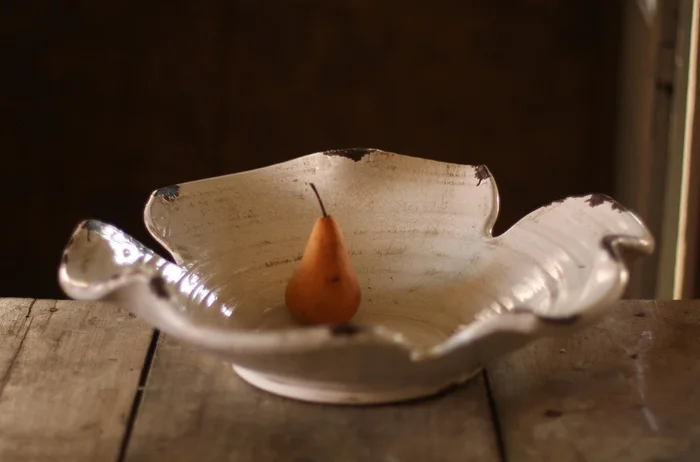 Giant ceramic leaf bowl