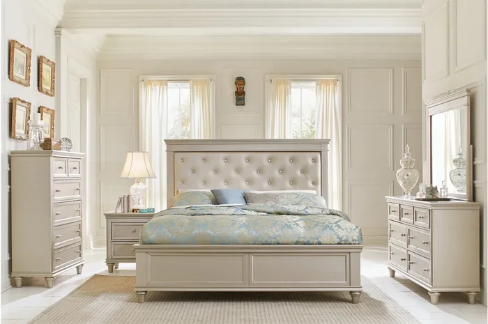 Homelegance – Celandine 3 Piece King Bedroom Set in Silver – 1928K-1EK-3SET