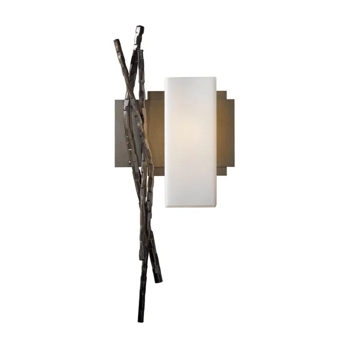 Hubbardton Forge Brindille Sconce, 207670-SKT-LFT-82-GG0351