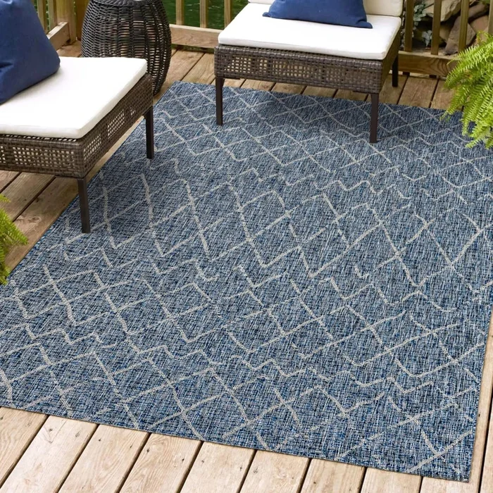 JONATHAN Y Lighting Santa Monica 7-3/4′ x 10′ Polypropylene Geometric and Solid Indoor/Outdoor Area Rug