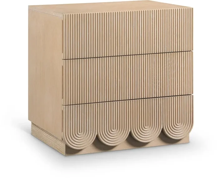 Meridian Furniture – Scallop Oak Veneer Nightstand – 334Natural-NS