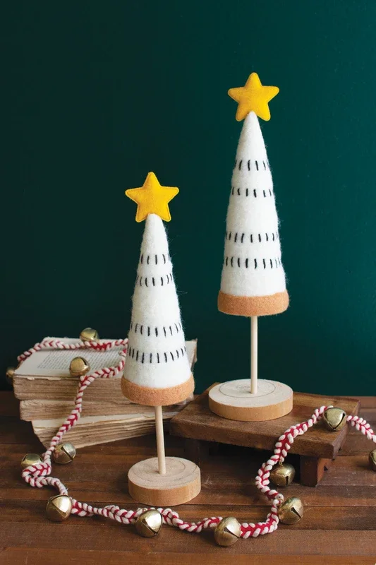 Set of 4 Felt Christmas Trees with Gold Stars